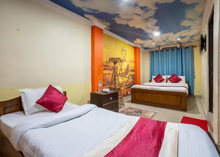 Hotel Oyo 827 Taj And Restaurant Kathmandu